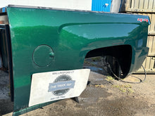 Load image into Gallery viewer, 2015-2019 Chevy Silverado southern rot free 6.6ft short bed