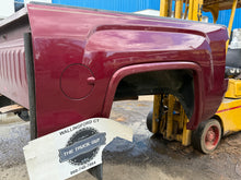 Load image into Gallery viewer, 2015-2019 GMC Sierra southern rot free 5.9ft extra short bed