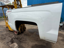 Load image into Gallery viewer, 2015-2019 chevy Silverado southern rot free 5.9ft extra short bed