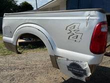 Load image into Gallery viewer, 2011-2016 ford super duty southern ROT FREE 6.5FT short bed