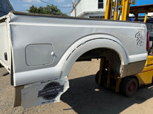 Load image into Gallery viewer, 2011-2016 ford super duty southern ROT FREE 6.5FT short bed