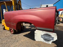 Load image into Gallery viewer, 1995-1998 Toyota t100 extra cab 6.5ft southern rot free bed