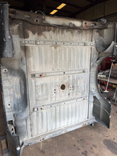 Load image into Gallery viewer, 2011-2016 ford super duty southern ROT FREE 6.5ft short bed