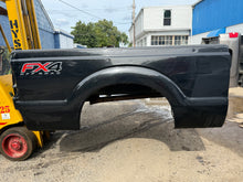 Load image into Gallery viewer, 2011-2016 ford super duty southern ROT FREE 6.5ft short bed