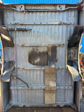 Load image into Gallery viewer, 1987-1997 ford OBS southern ROT FREE 8ft dual tank long bed