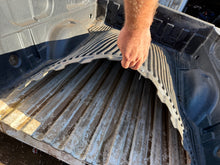 Load image into Gallery viewer, 2008-2014 GMC Sierra southern ROT FREE 6.6ft short bed