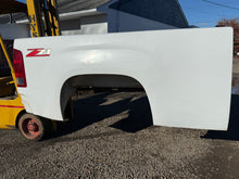 Load image into Gallery viewer, 2008-2014 GMC Sierra southern ROT FREE 6.6ft short bed