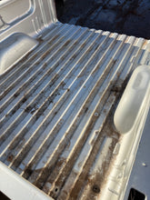 Load image into Gallery viewer, 2008-2014 chevy silverado southern ROT FREE 6.6ft short bed