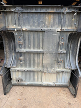 Load image into Gallery viewer, 1999-2006 chevy/gmc southern ROT FREE 6.6ft short bed with tailgate.