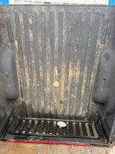 Load image into Gallery viewer, 2002-2009 dodge ram southern ROT FREE 6.5ft short bed