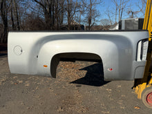 Load image into Gallery viewer, 2008-2014 chevy/gmc southern ROT FREE 8ft dually bed with tailgate