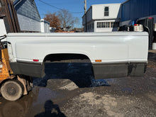 Load image into Gallery viewer, 1994-2002 dodge ram 8ft dually bed with tailgate