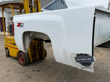 Load image into Gallery viewer, 2008-2014 chevy silverado southern ROT FREE 6.6ft short bed