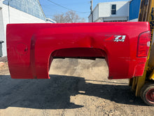 Load image into Gallery viewer, 08-14 chevy silverado southern ROT FREE 6.6ft short bed