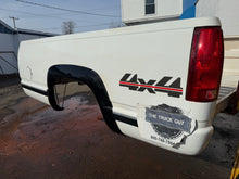 Load image into Gallery viewer, 88-98 chevy/gmc southern ROT FREE 8ft long bed