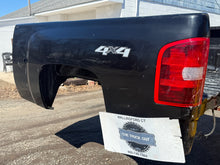 Load image into Gallery viewer, 08-14 chevy silverado southern ROT FREE 6.6ft short bed