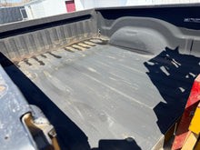 Load image into Gallery viewer, 2002-2009 dodge ram southern rot free 6.5ft short bed