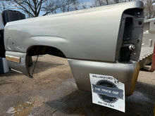 Load image into Gallery viewer, 1999-2006 chevy/gmc southern ROT FREE 6.6ft short bed