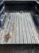 Load image into Gallery viewer, 2008-2014 Chevy silverao southern ROT FREE 6.6ft short bed