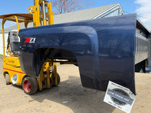 Load image into Gallery viewer, 2008-2014 Chevy silverao southern ROT FREE 6.6ft short bed