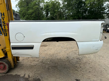 Load image into Gallery viewer, 1999-2006 chevy/gmc southern rot free 6.6ft short bed