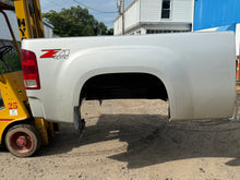 Load image into Gallery viewer, 2008-2014 GMC Sierra southern ROT FREE 6.6ft short bed