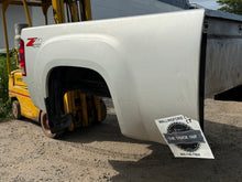 Load image into Gallery viewer, 2008-2014 GMC Sierra southern ROT FREE 6.6ft short bed