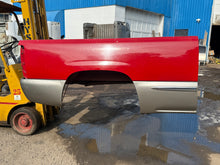 Load image into Gallery viewer, 1999-2006 chevy/gmc southern ROT FREE 6.6ft short bed