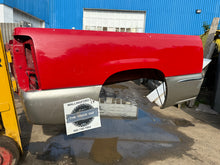 Load image into Gallery viewer, 1999-2006 chevy/gmc southern ROT FREE 6.6ft short bed