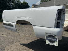 Load image into Gallery viewer, 99-06 chevy/gmc southern ROT FREE 8ft long bed