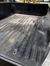 Load image into Gallery viewer, 1999-2010 ford super duty southern ROT FREE 6.5ft short bed