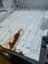 Load image into Gallery viewer, 2009-2014 ford f150 southern rot free 6.5ft short bed