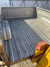 Load image into Gallery viewer, 1999-2006 chevy/gmc southern rot free 6.6ft short bed