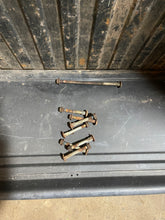 Load image into Gallery viewer, 79-87 chevy/gmc southern rot free 6ft single tank short bed