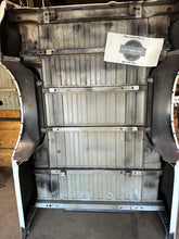 Load image into Gallery viewer, 2009-2018 dodge ram ROT FREE 8ft long bed
