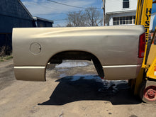 Load image into Gallery viewer, 2002-2009 dodge ram southern rot free 6.5ft short bed with tailgate

