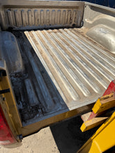 Load image into Gallery viewer, 2002-2009 dodge ram southern rot free 6.5ft short bed with tailgate
