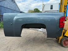 Load image into Gallery viewer, 2008-2014 chevy silverado southern rot free 6.6ft short bed

