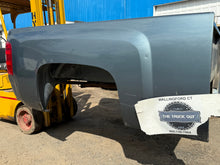 Load image into Gallery viewer, 2008-2014 chevy silverado southern rot free 6.6ft short bed
