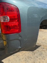 Load image into Gallery viewer, 2008-2014 chevy silverado southern rot free 6.6ft short bed
