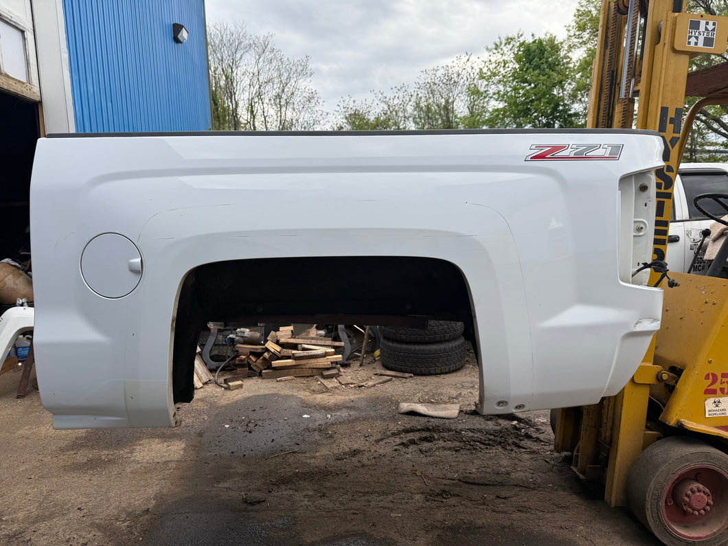 2015-2019 chevy Silverado southern rot free 5.9ft extra short bed