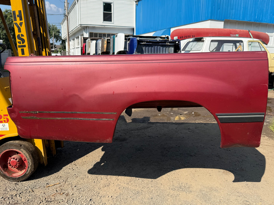 1995-1998 Toyota t100 extra cab 6.5ft southern rot free bed