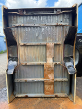 Load image into Gallery viewer, 87-97 ford OBS Southern ROT FREE 8ft long bed with tailgate
