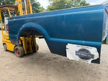 Load image into Gallery viewer, 1999-2010 ford super duty southern ROT FREE 8ft long bed
