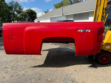 Load image into Gallery viewer, 2008-2014 Chevy Silverado southern rot free 8ft long bed
