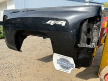Load image into Gallery viewer, 2008-2014 chevy silverado southern rot free 5.9ft extra short bed
