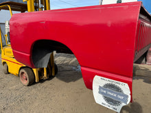 Load image into Gallery viewer, 2002-2009 dodge ram southern rot free 6.5ft short bed
