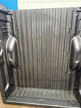 Load image into Gallery viewer, 2008-2014 chevy silverado southern rot free 6.6ft short bed
