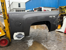 Load image into Gallery viewer, 2008-2014 chevy silverado southern rot free 6.6ft short bed
