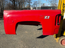 Load image into Gallery viewer, 2008-2014 chevy silverado southern ROT FREE 5.9ft extra short bed
